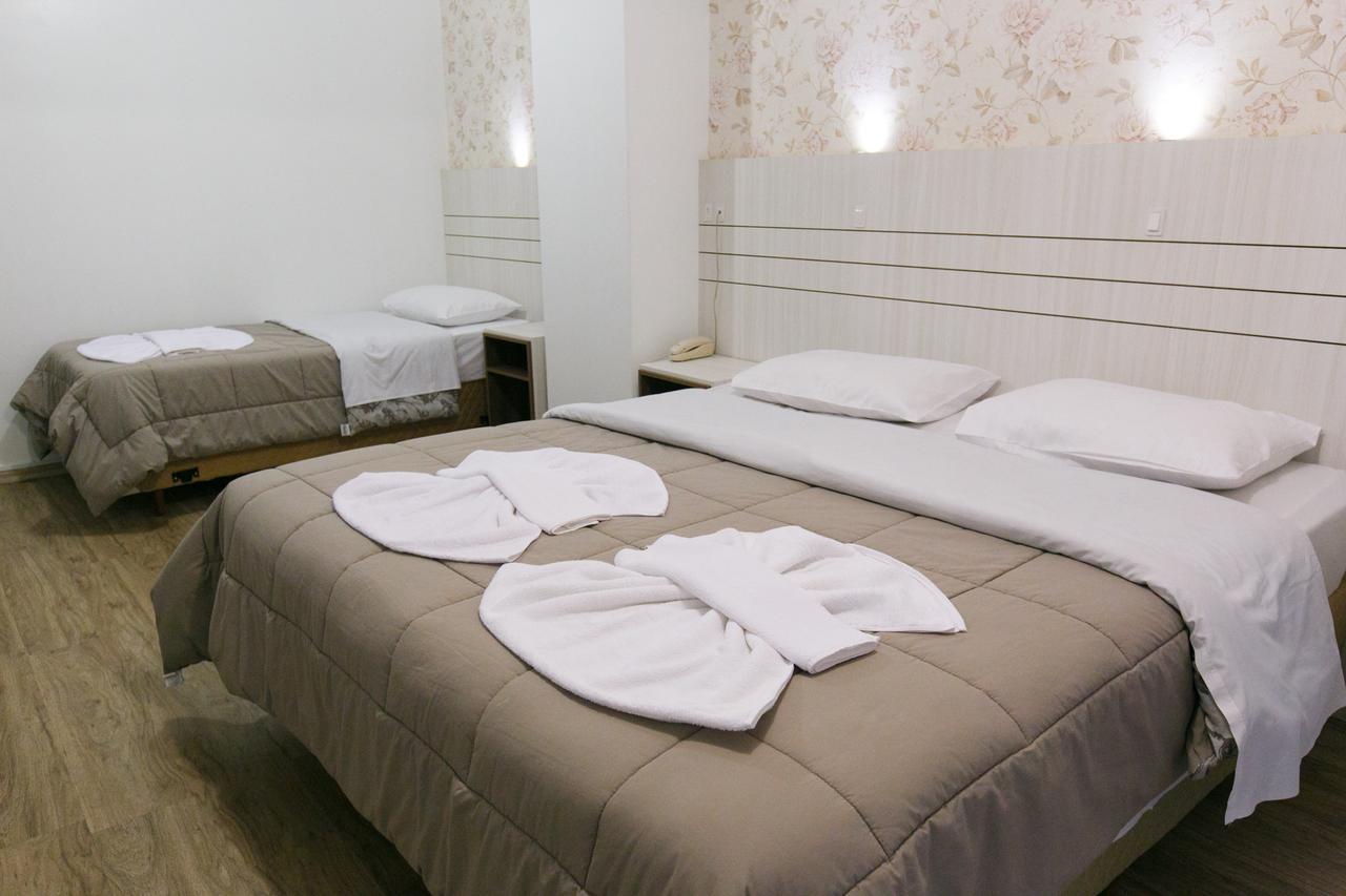 Hotel 13 Linden Treze Tilias Luaran gambar